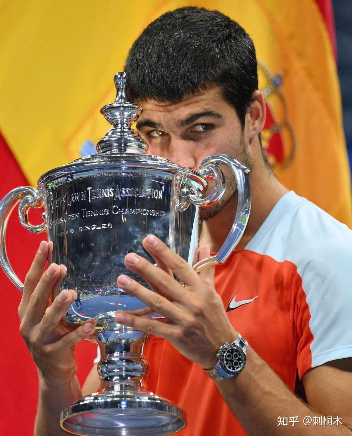 彰显了它不 彰显了它不