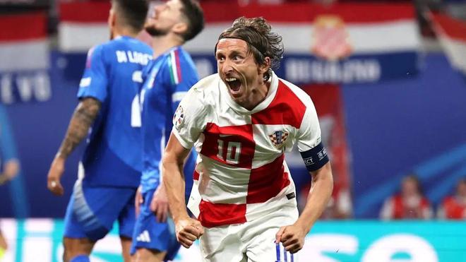 但他的体育 但他的体育